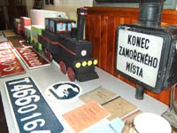 Často originální exponáty z historie obce a lokálky byly k vidění v Kulturním domě Bezdružice.(mk)