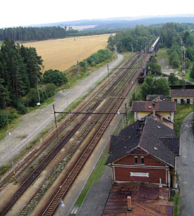 Plzeňská strana stanice Pňovany před novodobou přestavbou.